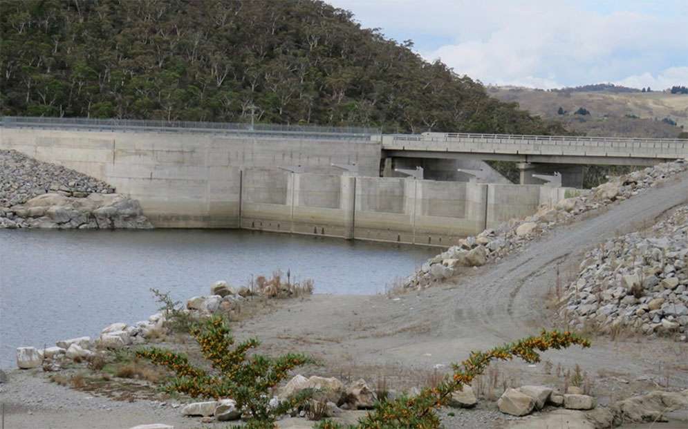 Jindabyne Dam image